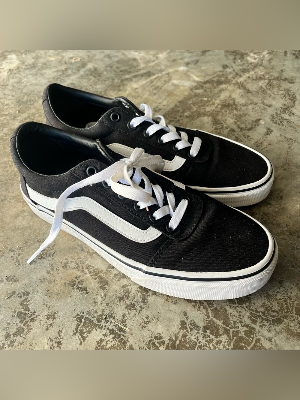 VANS Classic Old Skool Black Sneakers